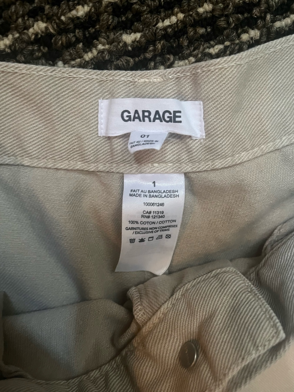 Garage Khaki Cargo Jeans - Picture 3 of 3